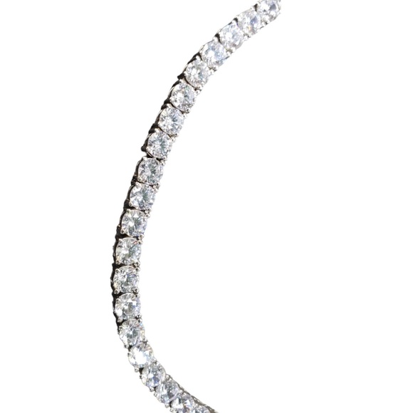 925 Sterling Silver Rhodium Plated, Tennis style set with CZ - Picture 4 of 5